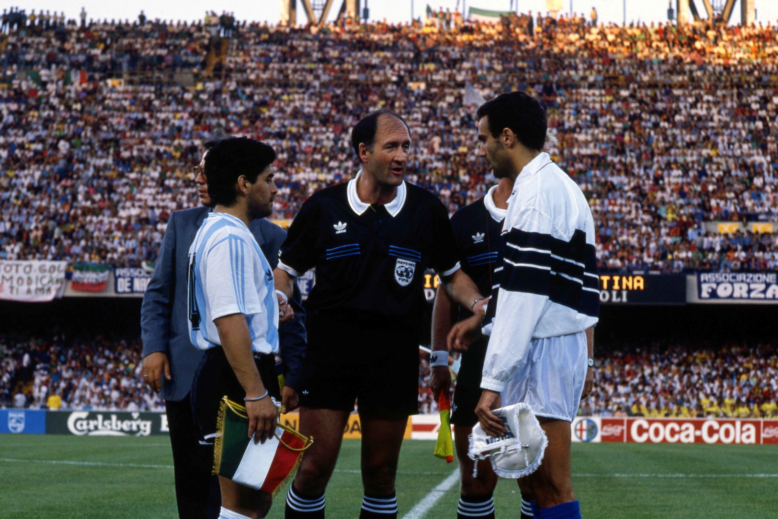 Personnages de la Coupe du monde 1990 - Michel au petit trot Vautrot (4/7)